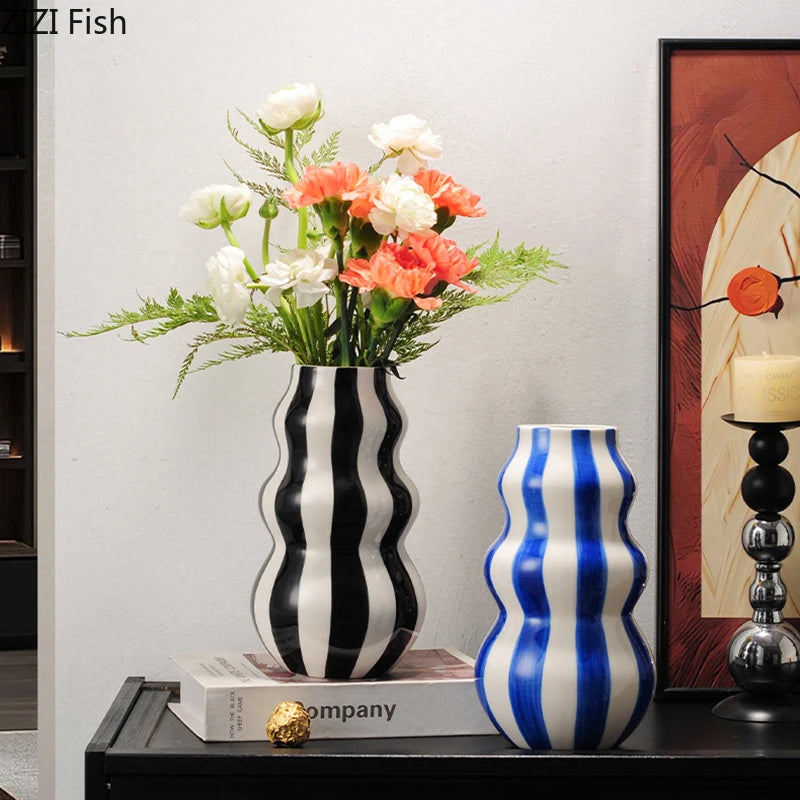 Vase en céramique rayé coloré – vue 5
